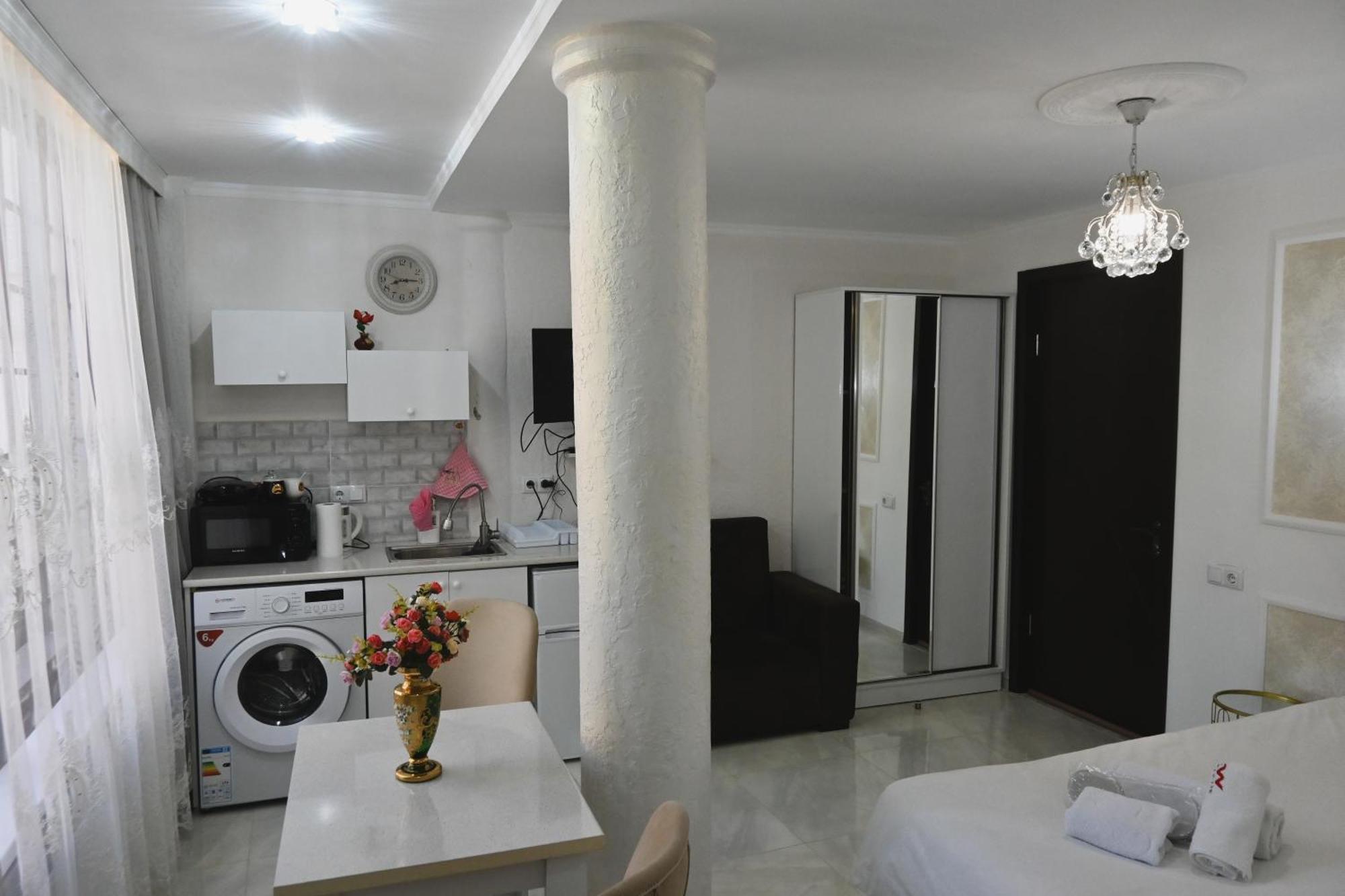 Jerusalem Merkaz Hotel Kutaisi Exteriör bild