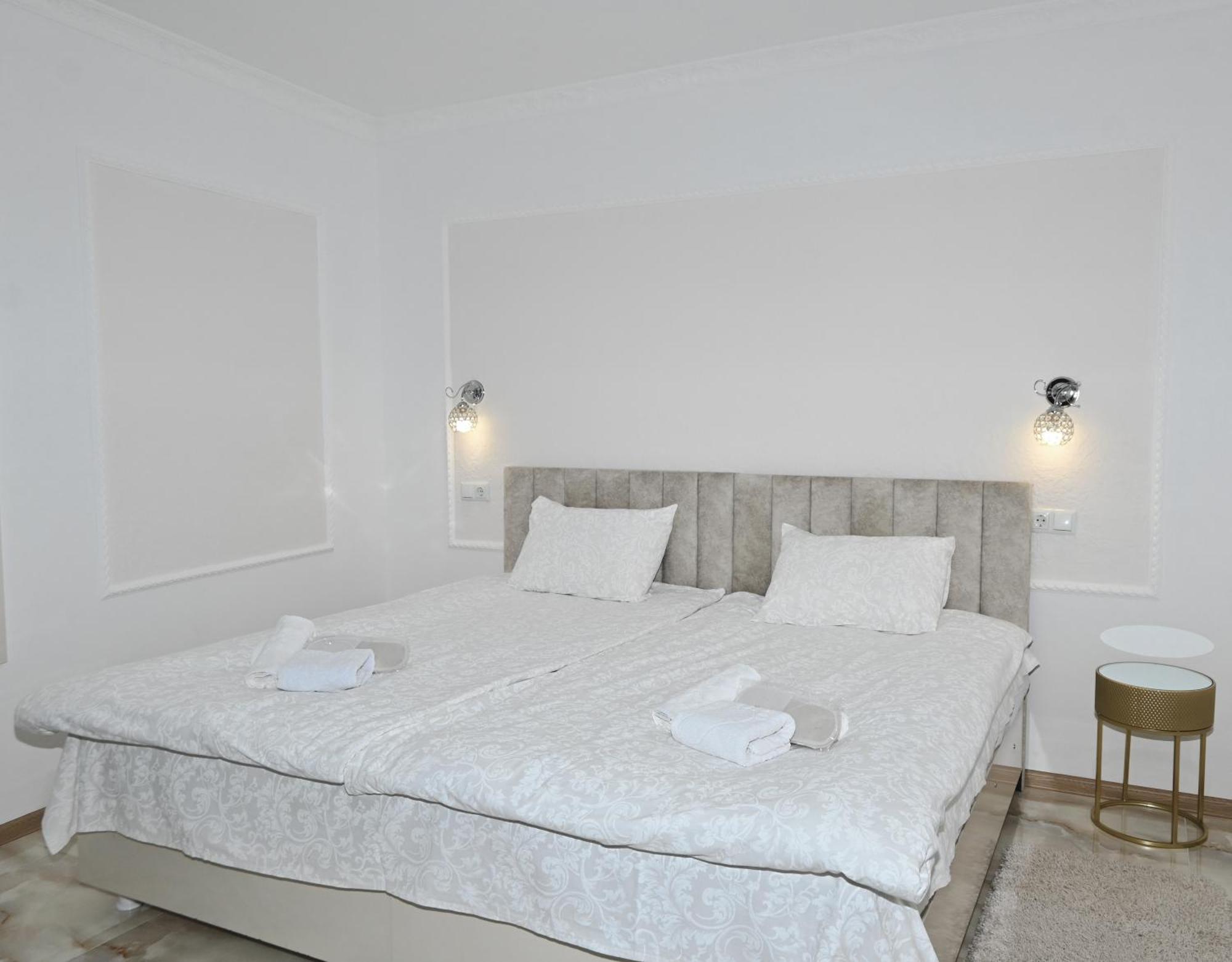 Jerusalem Merkaz Hotel Kutaisi Exteriör bild