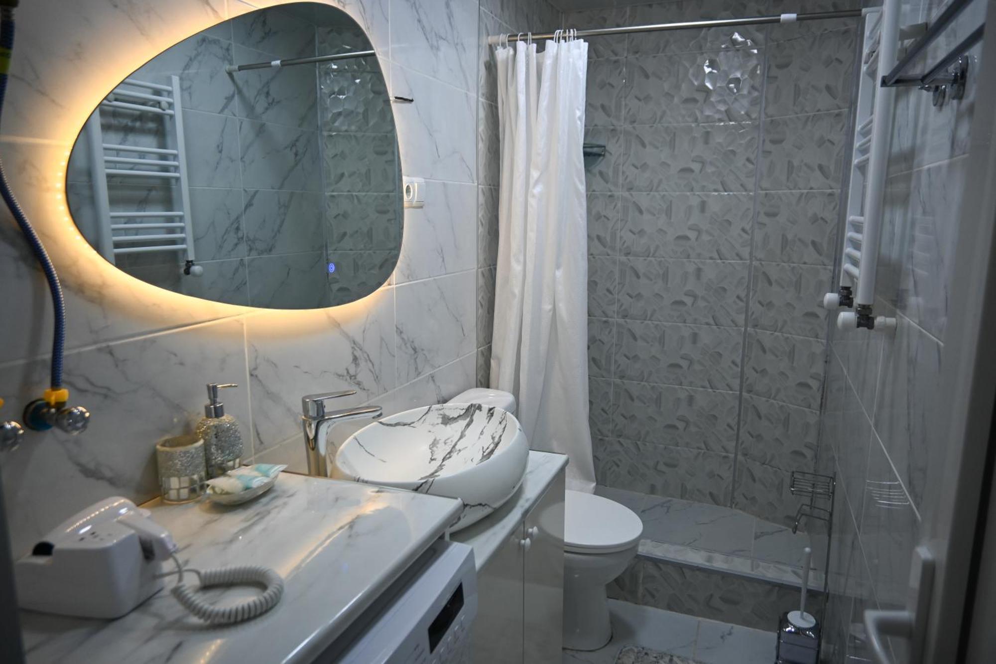 Jerusalem Merkaz Hotel Kutaisi Exteriör bild