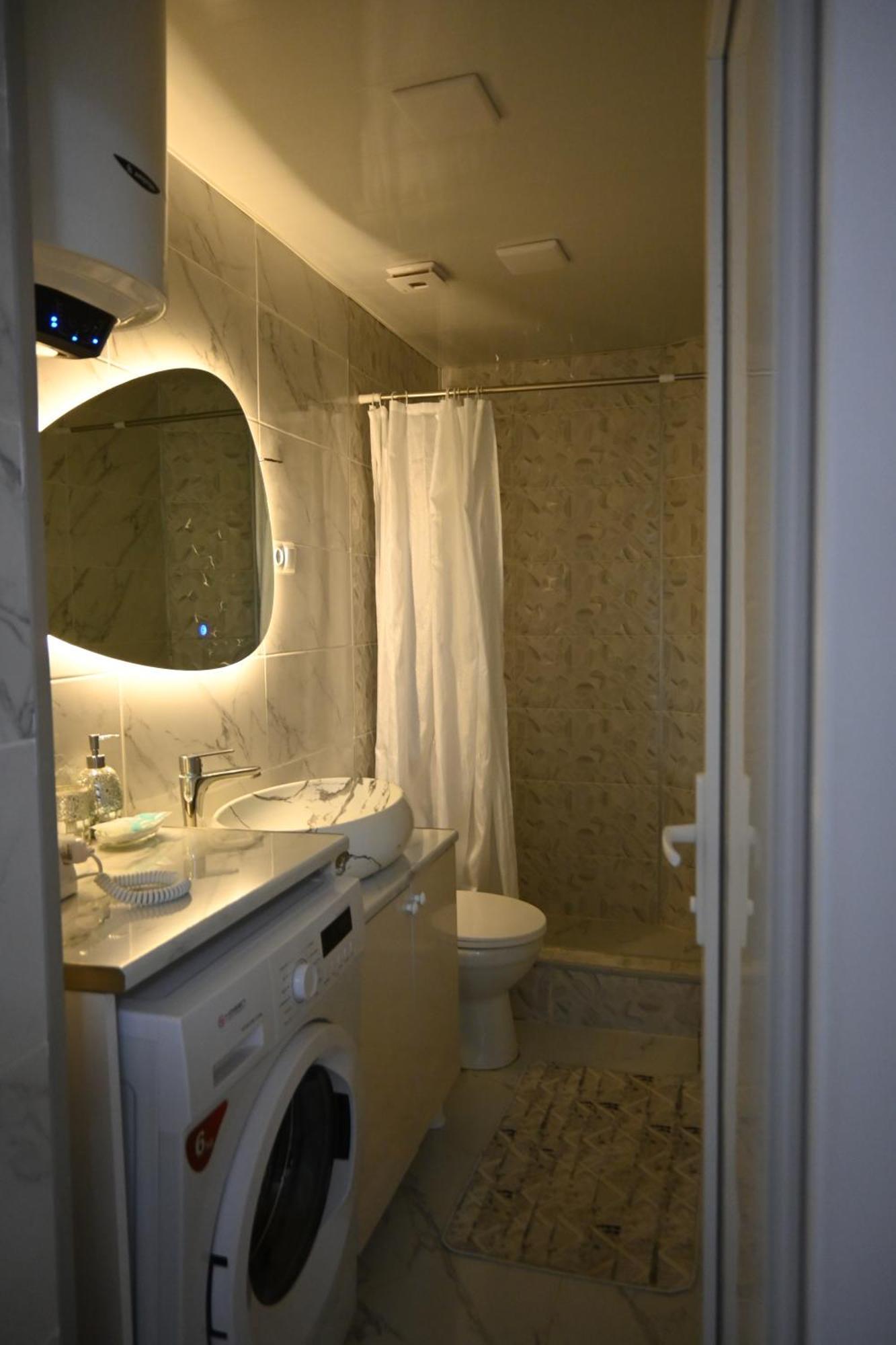 Jerusalem Merkaz Hotel Kutaisi Exteriör bild