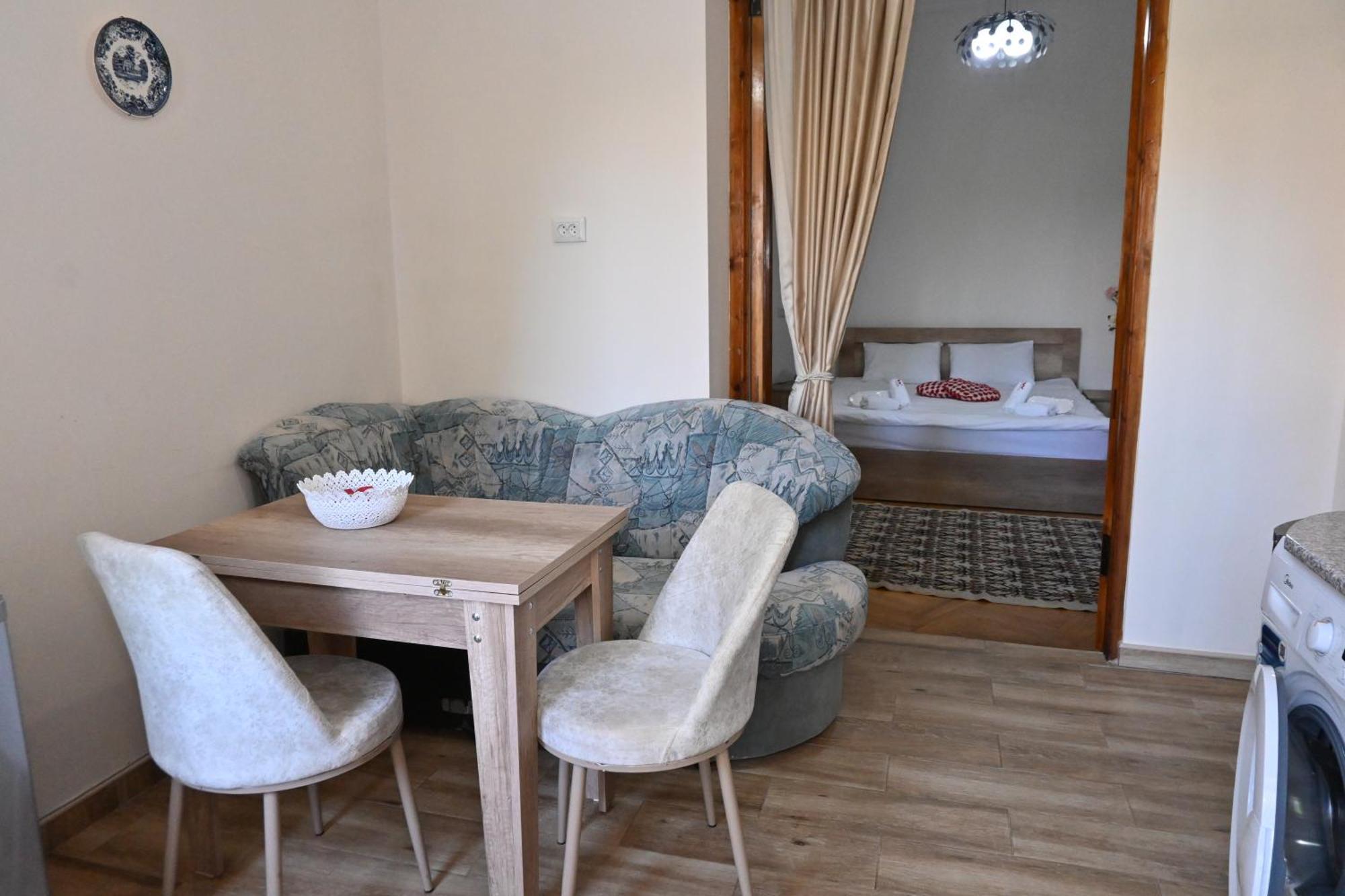 Jerusalem Merkaz Hotel Kutaisi Exteriör bild