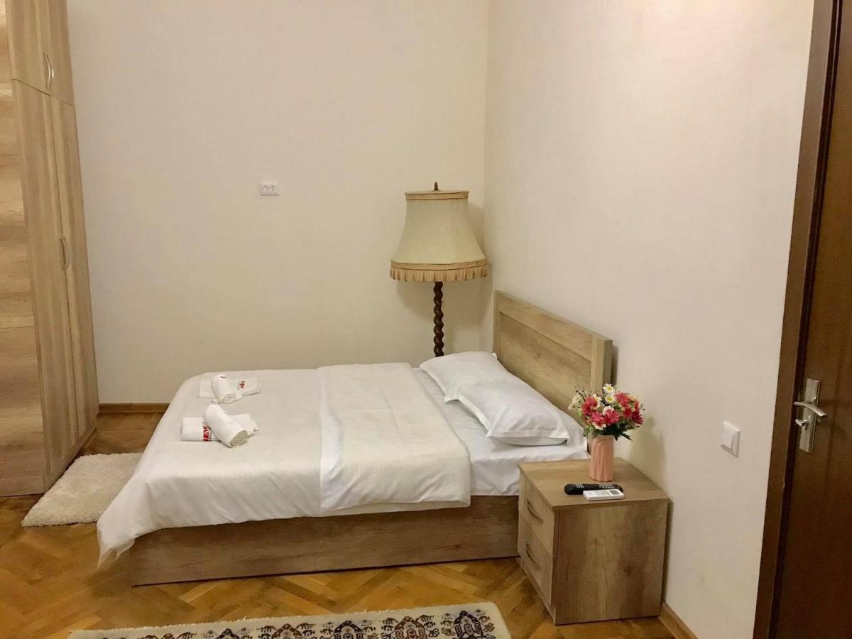 Jerusalem Merkaz Hotel Kutaisi Exteriör bild