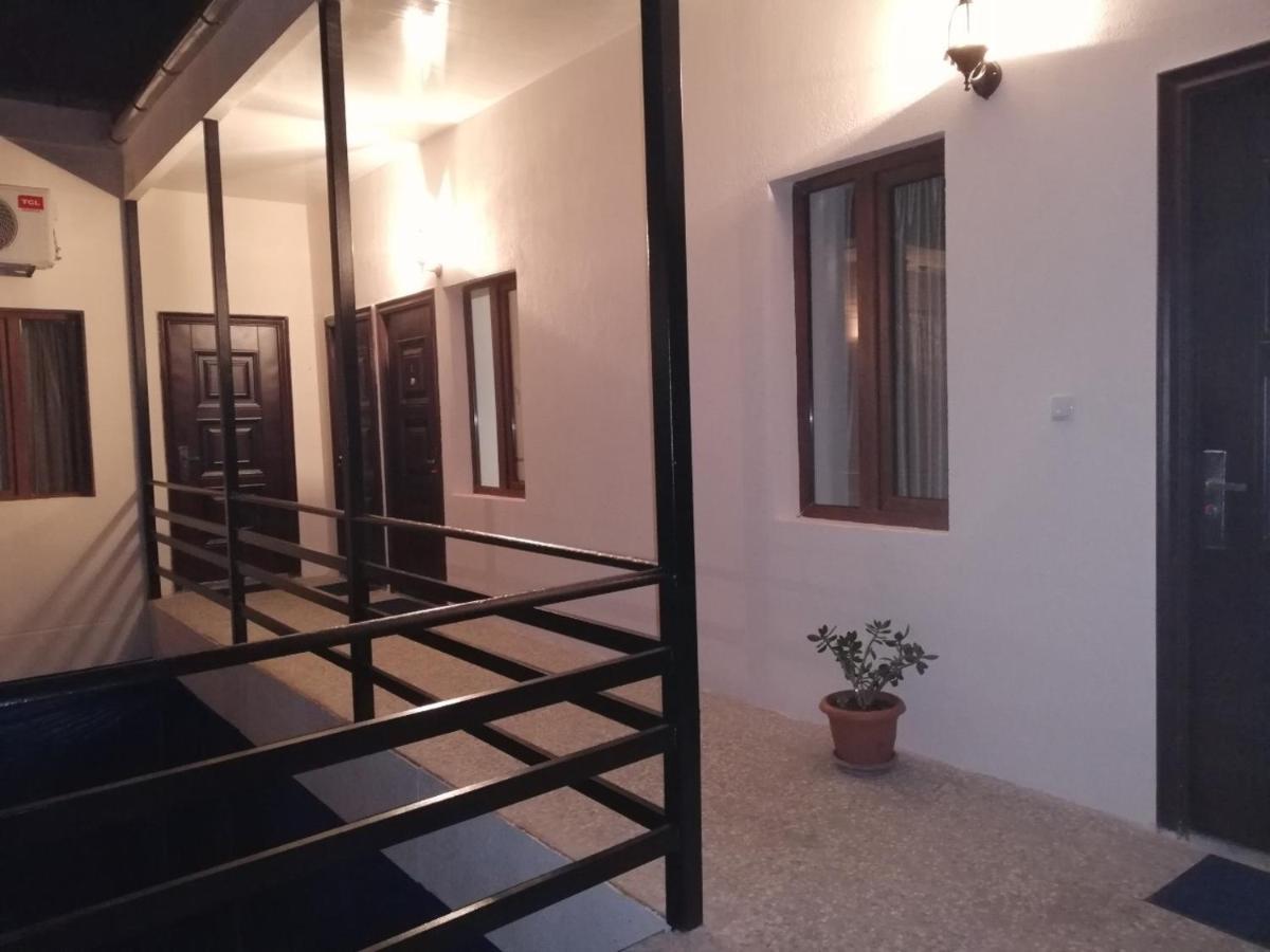 Jerusalem Merkaz Hotel Kutaisi Rum bild